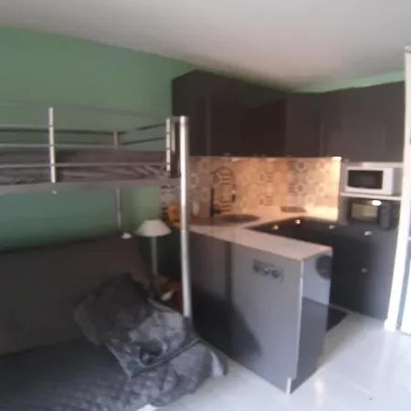 T2 Cap Coudalere Apartment *